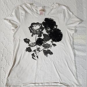Toffee Apple White Floral Black Flower Graphic Short-Sleeve Tee Size XXL